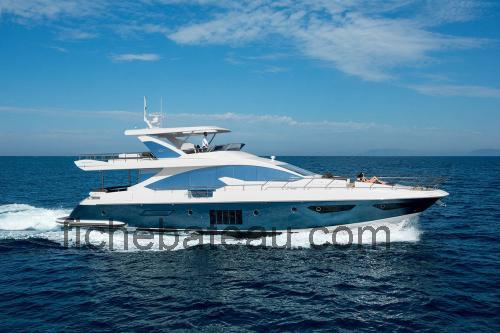 Azimut 80 Flybridge avis et fiche technique